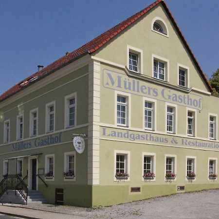 Landgasthaus Muellers Gasthof Радеберг Экстерьер фото